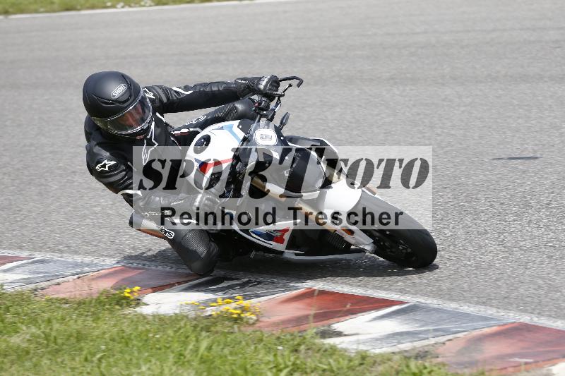 /Archiv-2024/29 12.06.2024 MOTO.CH Track Day ADR/Gruppe rot/70